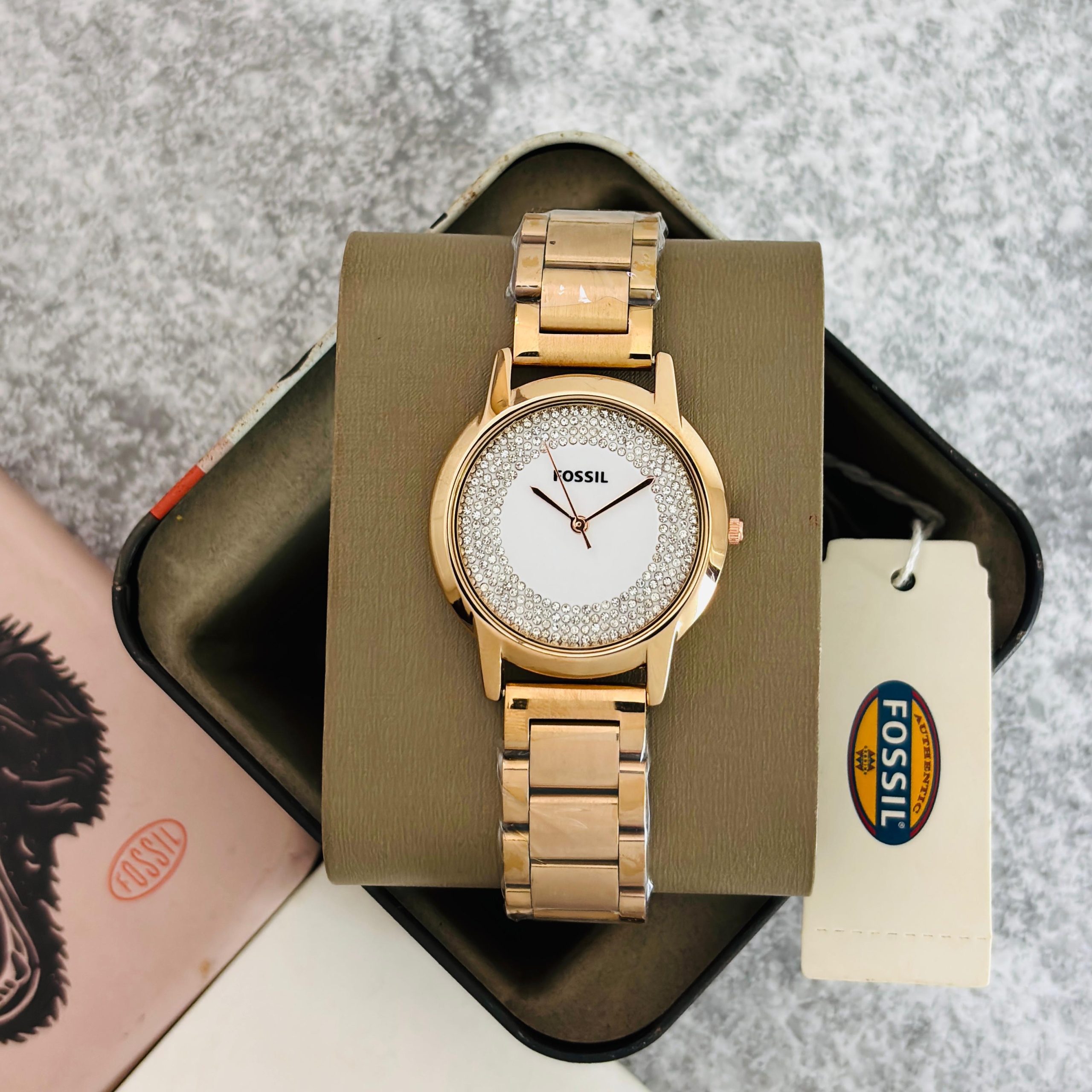 Fossil CARLIE